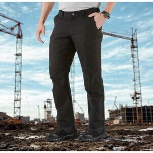5.11 Men’s Regular Fit Stretch Apex® Cargo Pant – Black – Sz. 32x34 – NWT